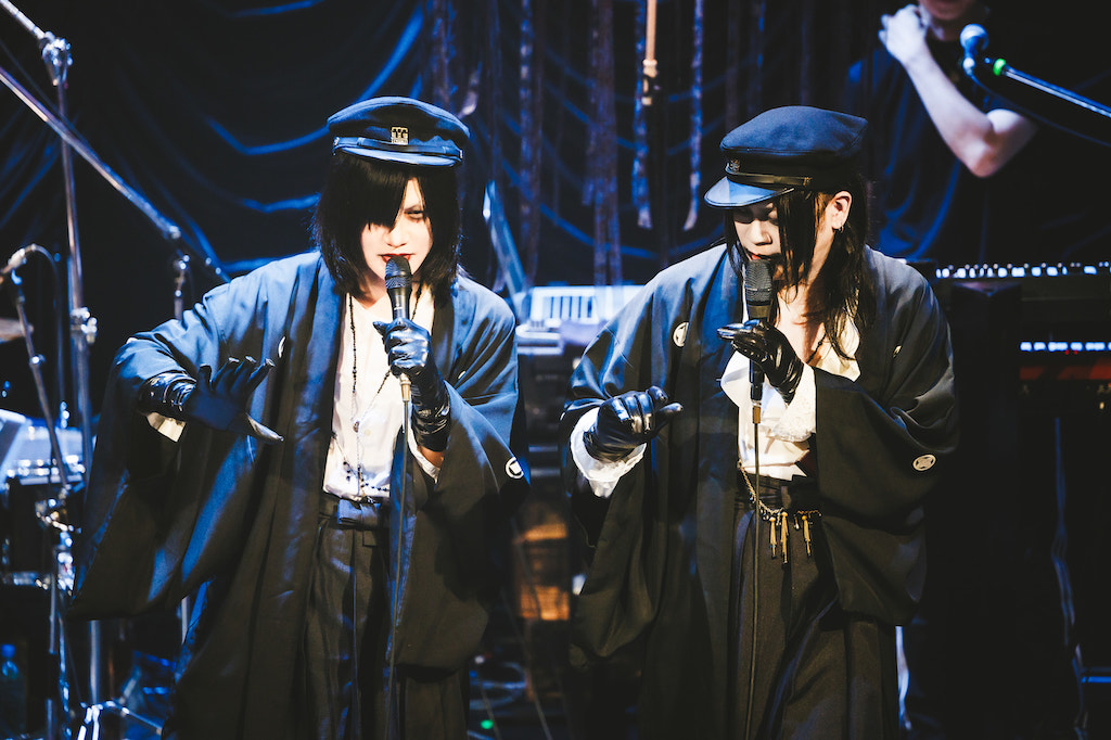 Vif_music's tweet photo. 🟦Live Report🟦
有村竜太朗（Plastic Tree）× 逹瑯（MUCC）ツーマンライブ「有村竜逹瑯」＠ 東京キネマ倶楽部のレポートをUP！

▶️https://t.co/8fdFn0u8WU

#Vif #有村竜逹瑯 #有村竜太朗 #逹瑯
@Pla_ryutaro
@armr_r_official
@mucc_tatsuro
@tatsuro_sw https://t.co/gqLFt5i8SZ