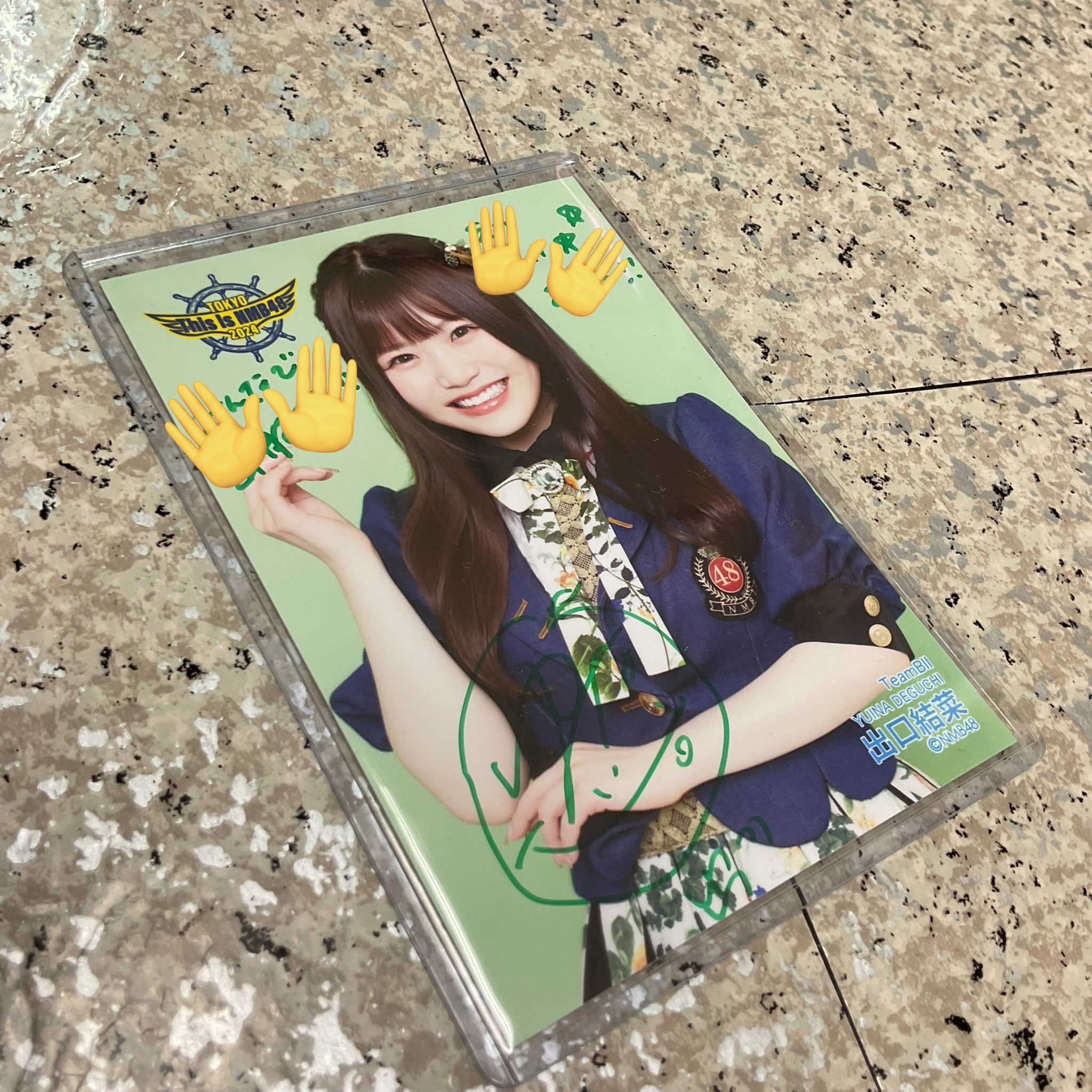 NMB48 出口結菜 直筆サイン チェキ2枚 アクキー2個 NMB48 出口結菜 直筆サイン チェキ2枚 アクキー2個