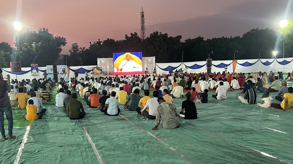 Gurudev Siyag's Siddha Yoga - GSSY tweet media