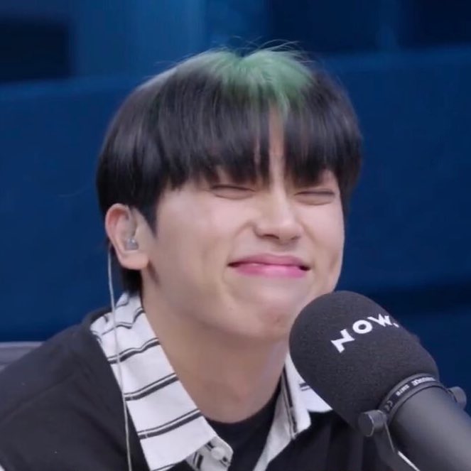 누가 민균이고 누가 뀬둥인지 전혀모르겟음
다 똑같이 생겼는데