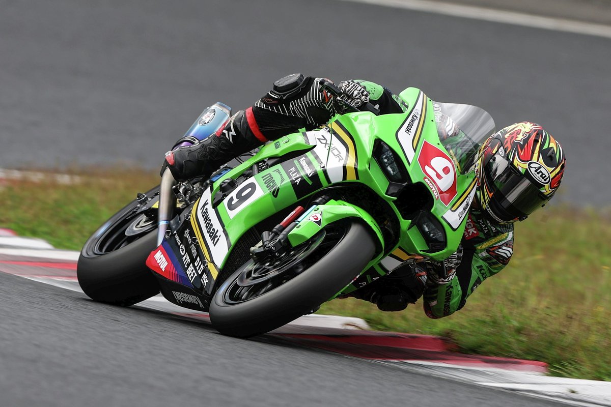 Kawasaki_JPN's tweet photo. 全日本ロードレース選手権シリーズ第7戦
スーパーバイクレース in 岡山

岩戸亮介選手 5位 
彌榮郡選手 14位

Kawasaki Plaza Racing Teamへのご声援、ありがとうございました。

#全日本ロードレース #ST1000 #KPRT https://t.co/pxaoDqa9l4