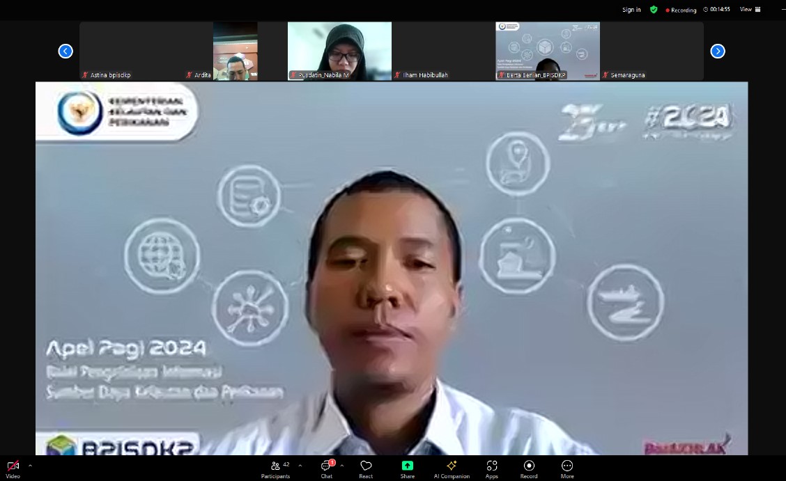 BPISDKP's tweet photo. Jembrana (30/9) Apel pagi lingkup BPISDKP dan Lingkup Pusdatin. Semangat Senin!
#25TahunKKP #SailBeyondwithBlueEconomy
#2024KKPBeyond #BPISDKP #PUSDATIN #SpatialIsSpecial https://t.co/rdXMDWxQEJ