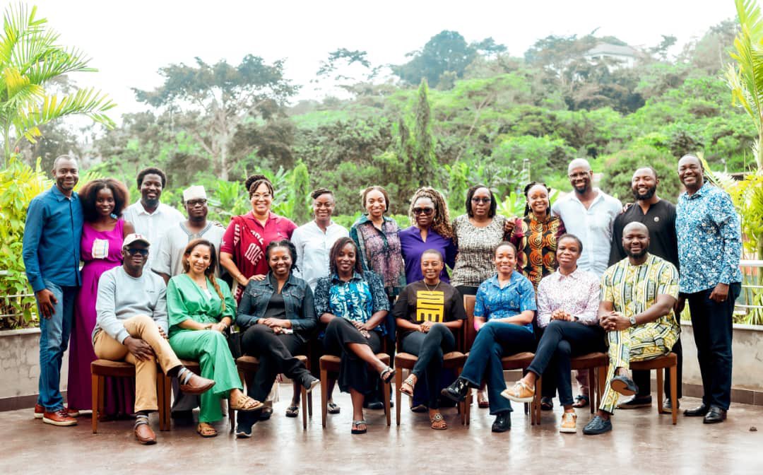 I am honored and happy to announce that I am now an ASPEN fellow and an ALIWA Fellow
It has been a wonderful two-year journey.  

This amazing opportunity to join a global community of leaders who are committed to driving positive change by moving from individual success to