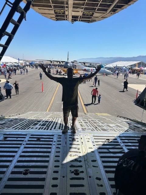FredoOnTheRadio - Quick flyby the Presidents Club at the California International Airshow 2024. <a href="/Salinas_Airshow/">Salinas Airshow</a>