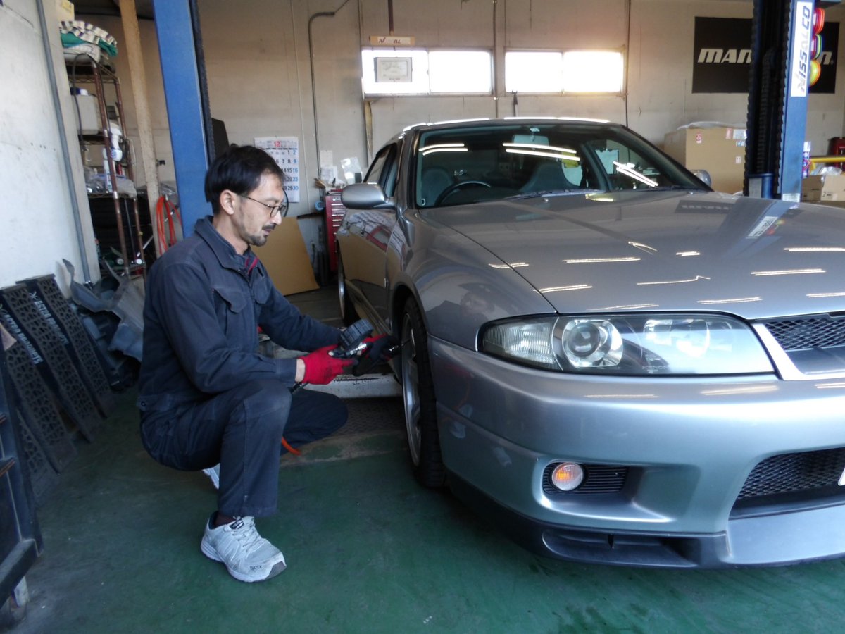 MANABOON_SNS's tweet photo. 点検です🛠
#manaboon #skyline #r33 #r33skyline #rb26dett #brembo #vspec #nismo #greddy #jdmcars #bcnr33 #r33gtr #midori #motul #motys #cruize #rse #realspeedengineering #reimax #saclam https://t.co/7nt22gvUwP