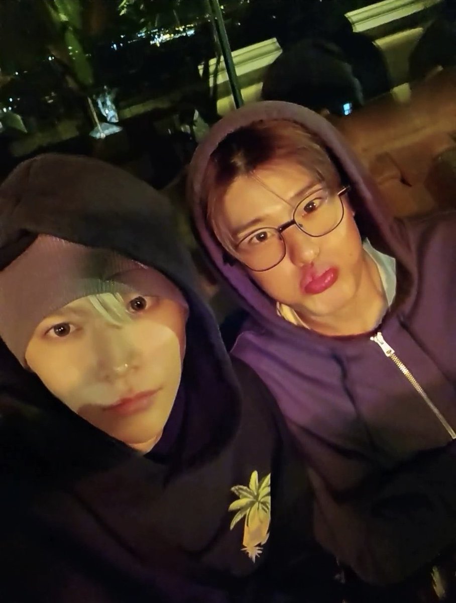 ever__3952's tweet photo. 형이자 삼촌이자 아빠이자 남친인게 말이됨 ?????????????? https://t.co/BNNTAUXQ7B