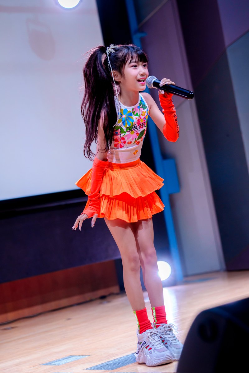 異次元の美脚が映えます、ここみん💜 2024.9.29. シダックスカルチャー
