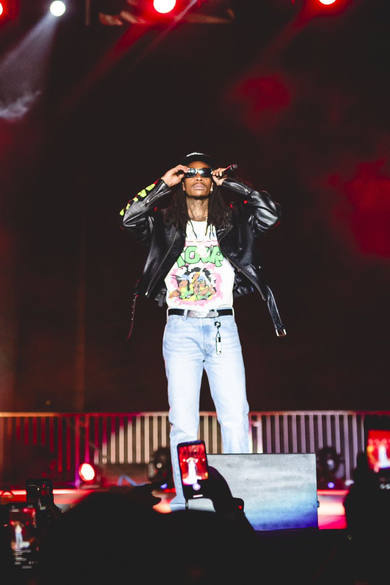 DJBonics's tweet photo. Weekend Warriors @wizkhalifa @TaylorGang 📸: Daniel Kelly https://t.co/6IwHsFW8jX
