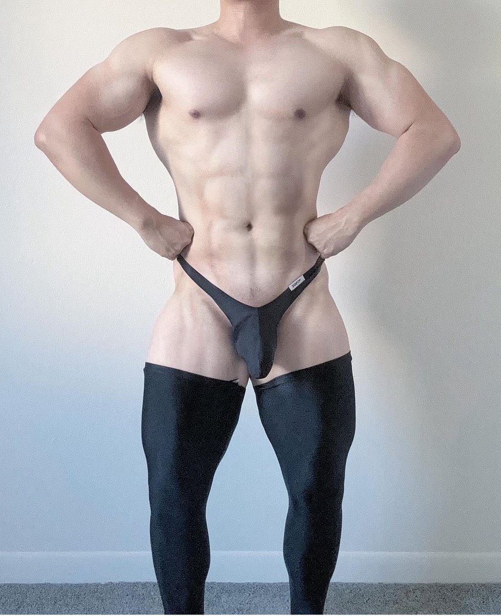 stanleyelee2's tweet photo. Happy Folsom weekend 😎

@skinfitshop https://t.co/De3uNwCl4k