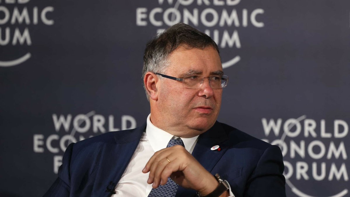 INFO BFM BUSINESS. Totalenergies remet sa cotation à Wall Street sur le bureau de Michel Barnier
l.bfmtv.com/LaYN