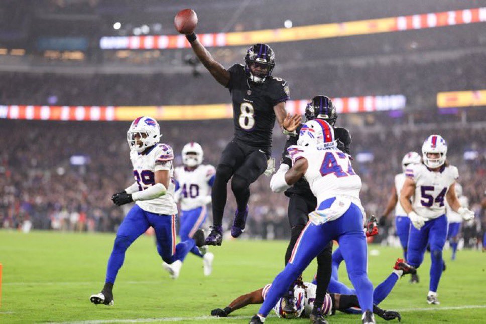 RealmRavens's tweet photo. Nah this is so tough 🔥

@Lj_era8 https://t.co/W7gmNsWtkQ