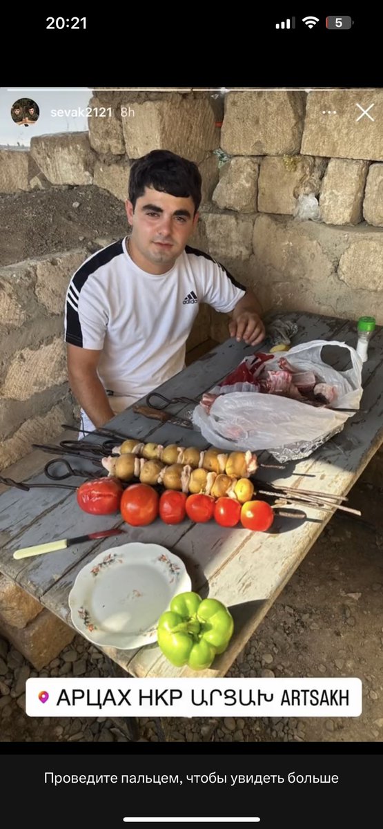 TetyamotyaZlaya's tweet photo. @SaveArmeniaUS This is how armenian “malnutrition and struggle” looks like ⬇️ thanks God there is an internet and dumbhead occupants who posted feast of fat things,despite Anush warned them,not to do it,while armenian diaspora tried to manipulate western media with that #fakeblockade https://t.co/Uo0ydXm0RA