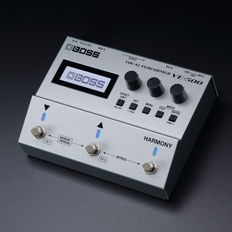BOSS_jpn's tweet photo. VE-500はボーカル専用にチューニングされた高品位エフェクトを多数搭載。更に、シリーズ/パラレルなど、様々なルーティング・オプションを選択でき、例えばハーモニーとボーカルに個別のエフェクトを加えることも可能です。
#BOSS_jpn #VE500 #VOCAL