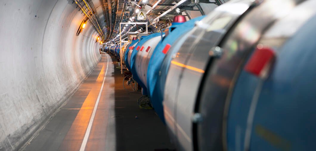 Alain Schuhl (@alainschuhl) on Twitter photo Le Cern fête ses 70 ans
lejournal.cnrs.fr/dossiers/le-ce… Depuis le 29 septembre 1954, le Cern, plus grand laboratoire de physique des particules au monde repousse les limites de la connaissance pour révéler les secrets de la matière et explorer l’infiniment petit
<a href="/CNRS/">CNRS 🌍</a> <a href="/CNRS_IN2P3/">CNRS Nucléaire & Particules</a> Le Cern fête ses 70 ans
lejournal.cnrs.fr/dossiers/le-ce… Depuis le 29 septembre 1954, le Cern, plus grand laboratoire de physique des particules au monde repousse les limites de la connaissance pour révéler les secrets de la matière et explorer l’infiniment petit
<a href="/CNRS/">CNRS 🌍</a> <a href="/CNRS_IN2P3/">CNRS Nucléaire & Particules</a>