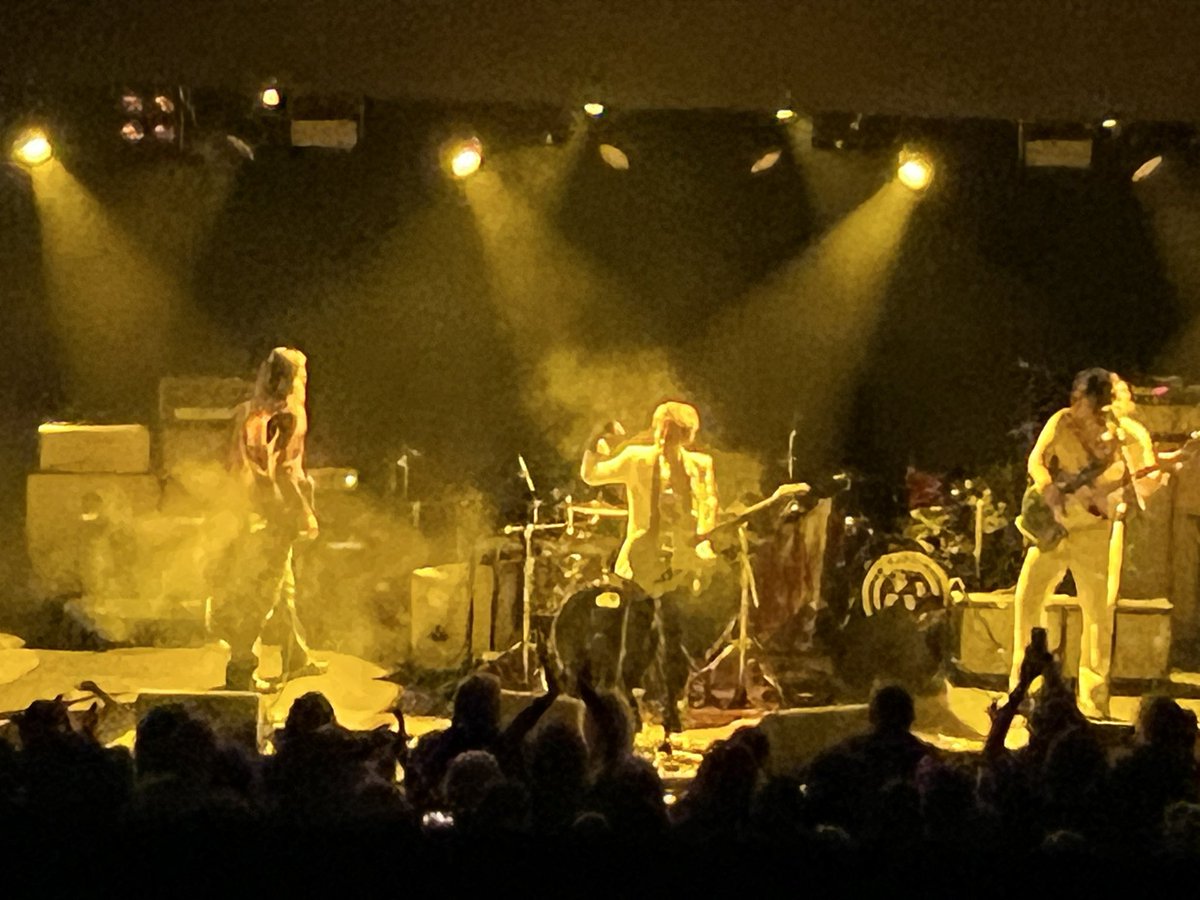 GuruPhil's tweet photo. There were far too many telecasters on stage for my liking (not quite sure why I don’t love them, probably purely that I think they’re ugly) but @Jameshbruner and his fabulous band were musical wizardry at @Rock_City_Notts last night alongside @TheStruts! https://t.co/A06hF22a5B