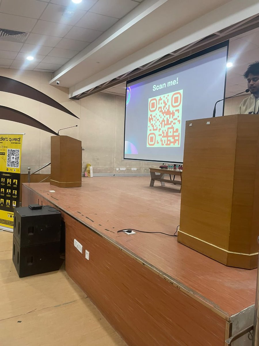 Vamsii's tweet photo. Got a chance to talk about @RomeProtocol at Buidlers Qoneqt 2.0🚀

Shared insights on how it's revolutionizing cross-chain interactions with Solana &amp; Ethereum. Plus,everyone got hyped about the upcoming bounties!

Thank you so much @ThePrayasu @JiniaNayak for making this possible https://t.co/prb0fONhtV