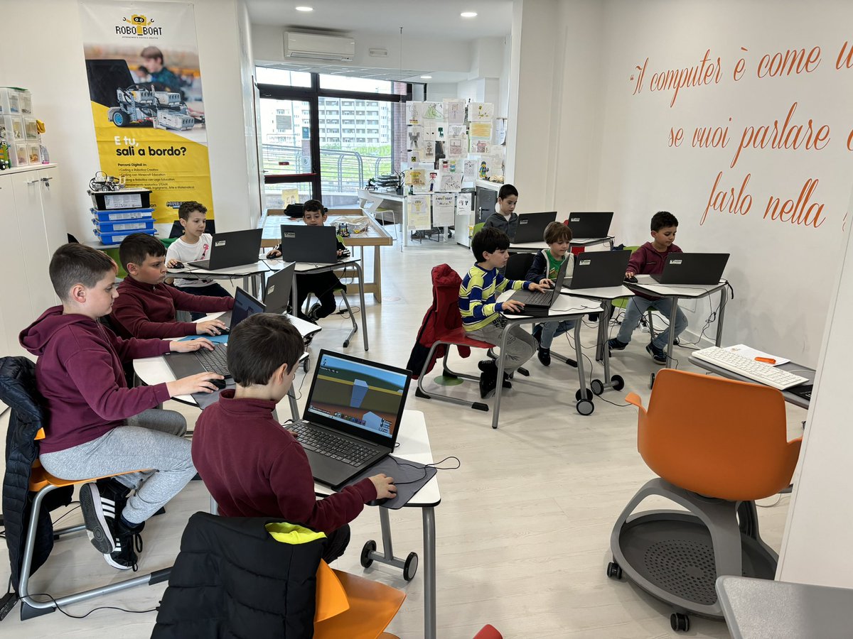 ⚫️🟡 Sviluppa nuove idee con i nostri Percorsi di Apprendimento Digitale Creativo

🤖 A Campobasso Laboratori di Coding con Minecraft Education

🗓️ ISCRIZIONI APERTE  

👉 Iscriviti qui -&gt; roboboat.it/prenota-la-tua…

#coding #robotics #steam #education