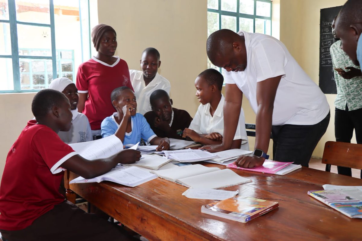 HonWamboka's tweet photo. Made an impromptu visit at Nang'eni Girl's secondary school, West Bukusu ward to inspect the newly completed classrooms. Pleased that the infrastructure has offered a sigh of relief to the students whom I interacted with as they went about their studies. 
#BumulaForward https://t.co/q9pj1NwtuU
