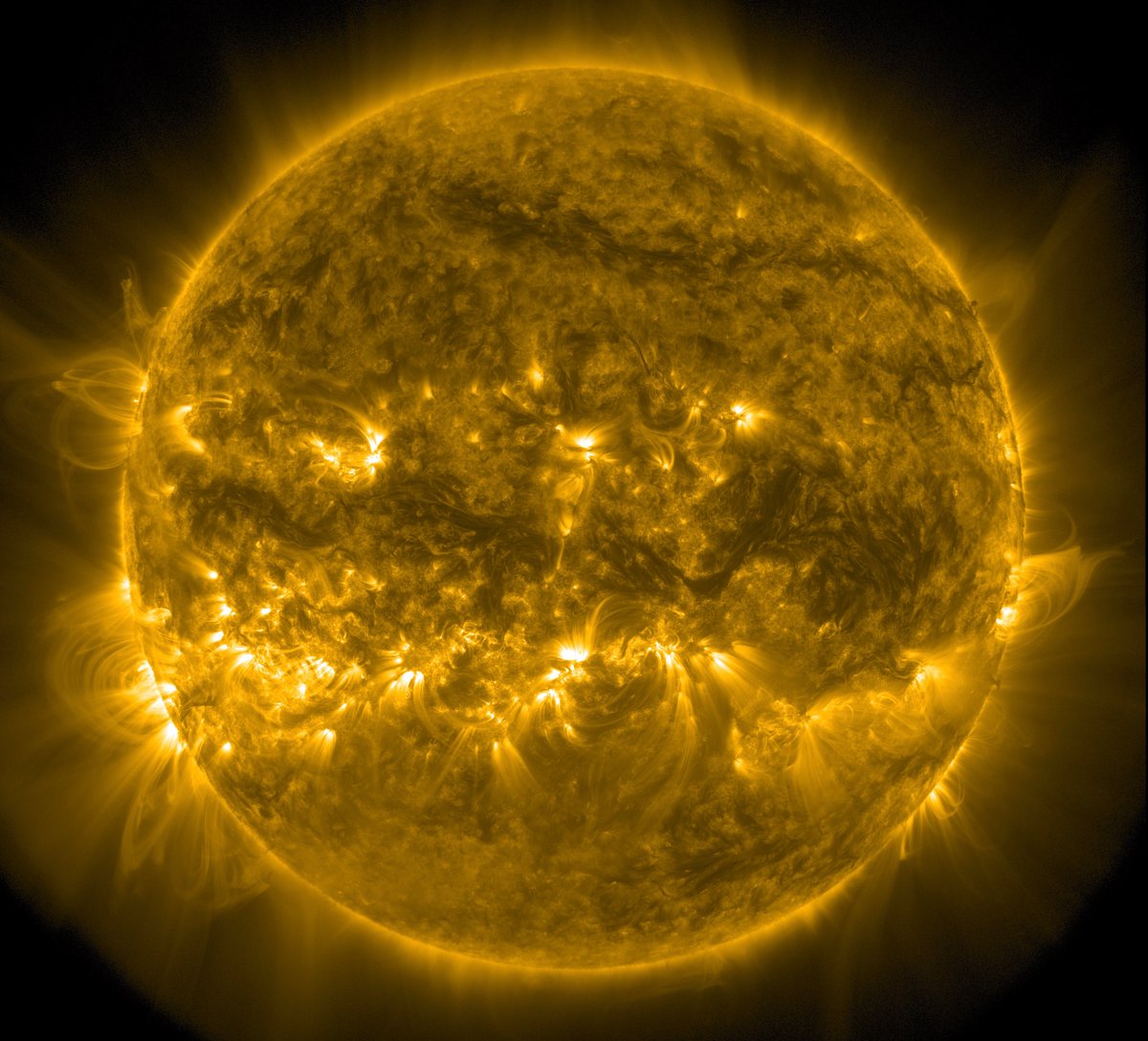 Guten Morgen zusammen - wie immer mit einem aktuellen Bild der Sonne via Satellit SDO.