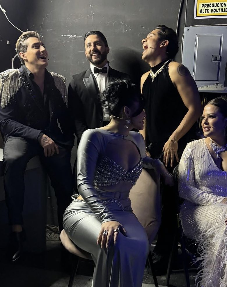 puenteadriana88's tweet photo. El Sindicato, los verdaderos reyes en la casa de #AdrianGanador

#AgusFernandez
#RicardoPeralta
#Gomita 
#AdrianMarcelo https://t.co/Xo8jzPc8of