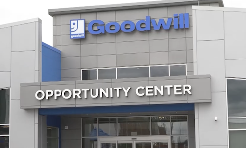 PubAffairsKET's tweet photo. State lawmakers recently toured the West Louisville Opportunity Center to see how their $3 million investment is already paying dividends for the people it serves. https://t.co/QE9A3FTYI1 https://t.co/za9sAfVXGo