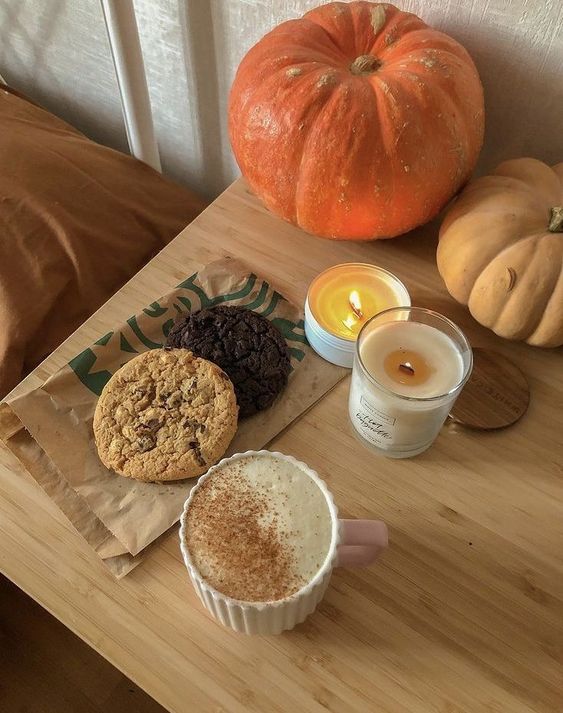 modernlilithh's tweet photo. hello, october 🍂 https://t.co/N1St3dfoVD