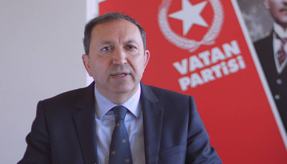 Genel Başkan Yardımcımız, Partimizin Sonsuz Liderlerinden
Mehmetçik Komutan, Mehmetçik Amiral…
Mehmetçiğin erdemlerinin özeti…
Asya Çağı'nın Mavi Vatanımızın Büyük Komutanı…
Mustafa Kemal’in askeri, Mustafa Kemal Ordusunun komutanı…
Doğru karar, çelik irade, çelik disiplin ve