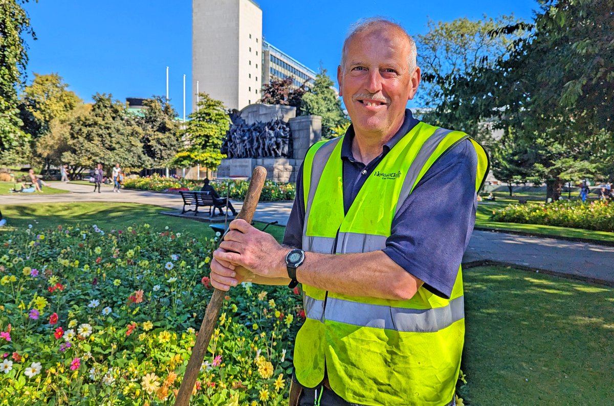 Andy Brown has spent over 40 years beautifying Newcastle, from school grounds to Jesmond Dene and Tyne &amp; Wear stations.

His passion for gardening began in childhood and now brightens the Civic Centre.

Thank you, Andy, for making our city greener and more vibrant! 🌸🌿💚