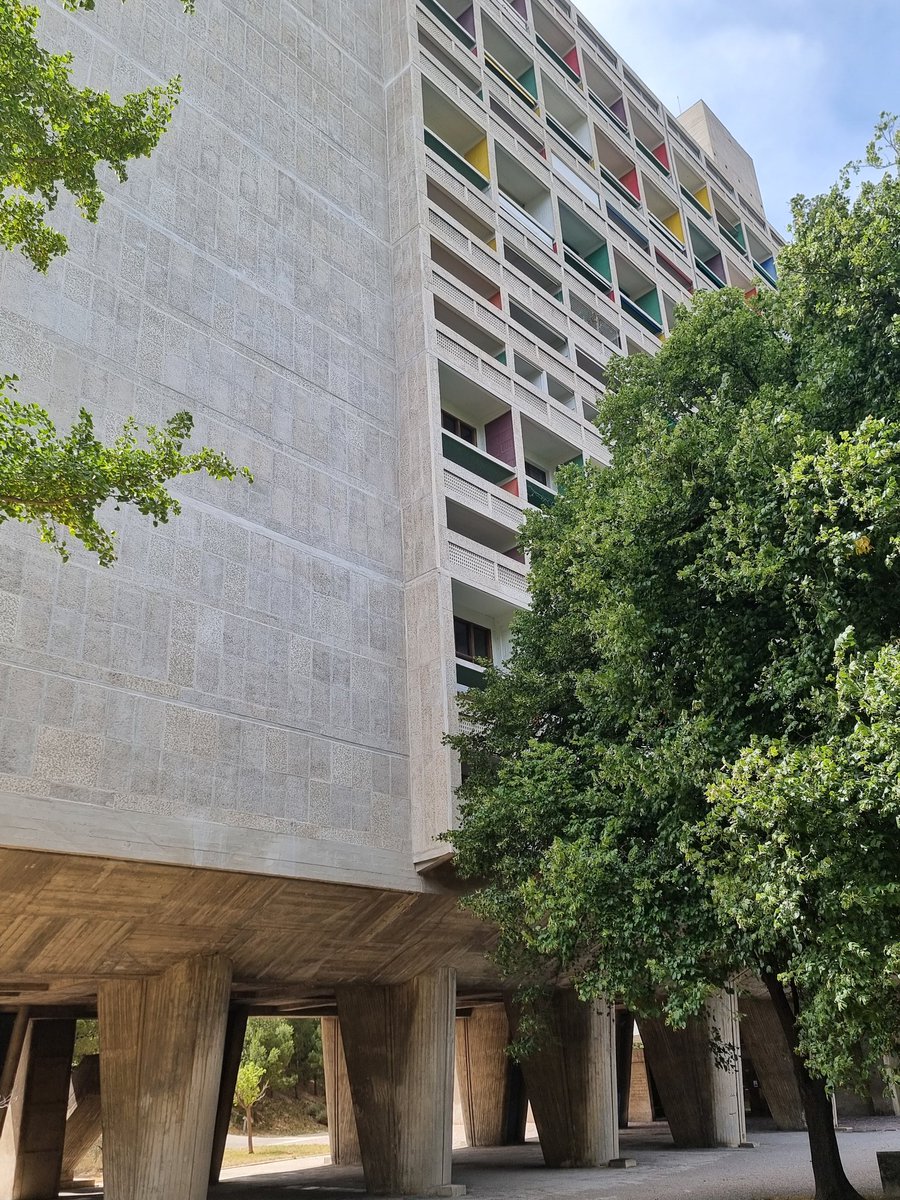 silvalandscapes's tweet photo. Friends say I am a frustrated architect, maybe, but I do love, I must say. I think garden design and architecture are all under the mother art. This is why my post is about design, art , architecture, and plants. Plant is art, too, nature artistic achievements.
Here in Marseilles https://t.co/Nfz31MeU1Y