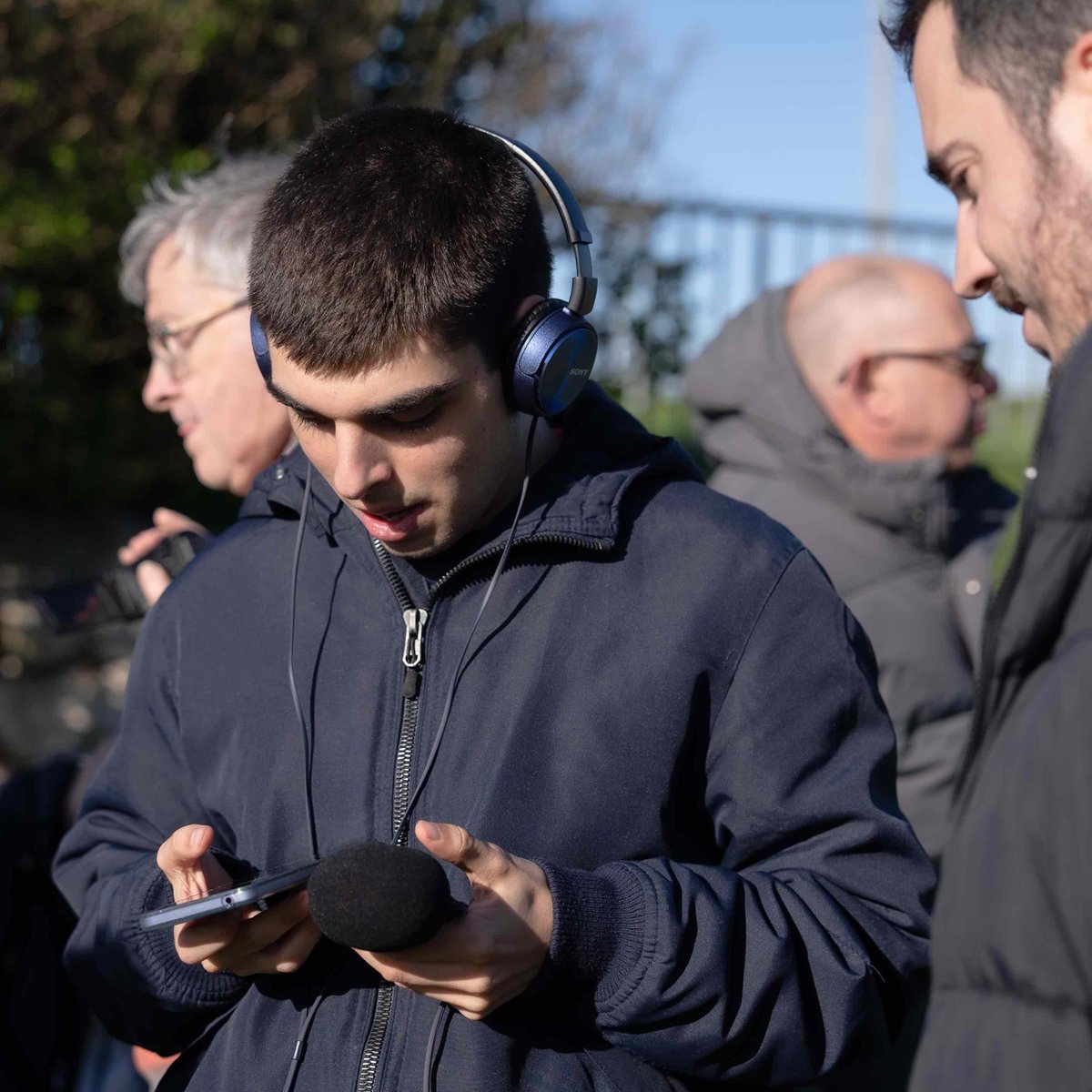 FundEmalcsa's tweet image. O resultado deste #proxecto amosouse nunha
#exposición na que o tema central era o achegamento
ao espazo urbano e a forma de habitalo, construilo e
compartilo. Noraboa polo resultado!
👏

➡️ Este proxecto forma parte do programa Cultura
Accesible e Inclusiva da Fundación Emalcsa.