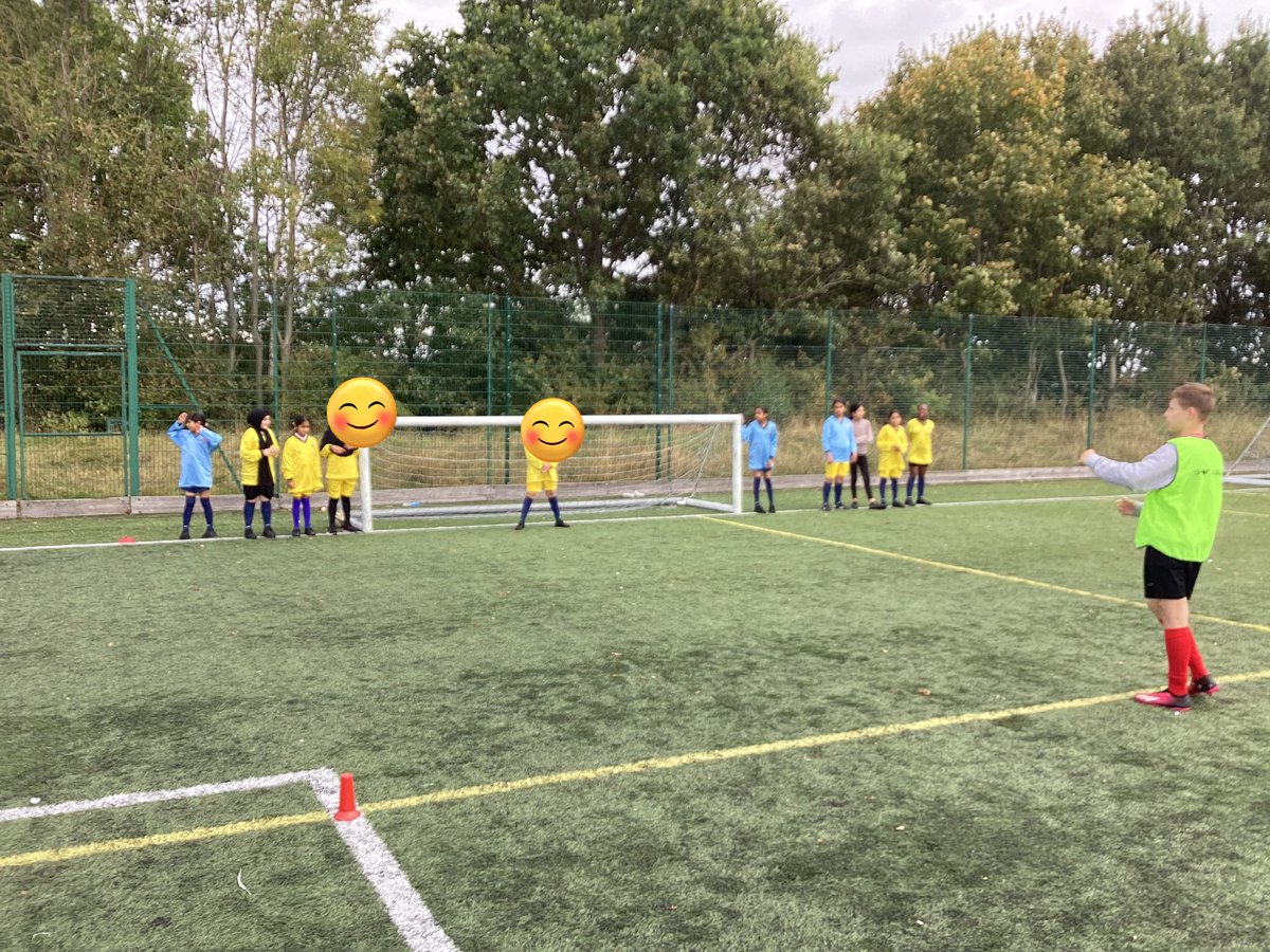 PE Boothroyd (@pe_boothroyd) on Twitter photo Our girls football team had a great afternoon out at the Lioness football event. Some great skill on show and lots of smiles. Well done everyone. Big thanks to the young leaders running the stations as always <a href="/BoothroydAcad/">Boothroyd PA</a> <a href="/SGNKssp/">North Kirklees School Sport Partnership</a> Our girls football team had a great afternoon out at the Lioness football event. Some great skill on show and lots of smiles. Well done everyone. Big thanks to the young leaders running the stations as always <a href="/BoothroydAcad/">Boothroyd PA</a> <a href="/SGNKssp/">North Kirklees School Sport Partnership</a>