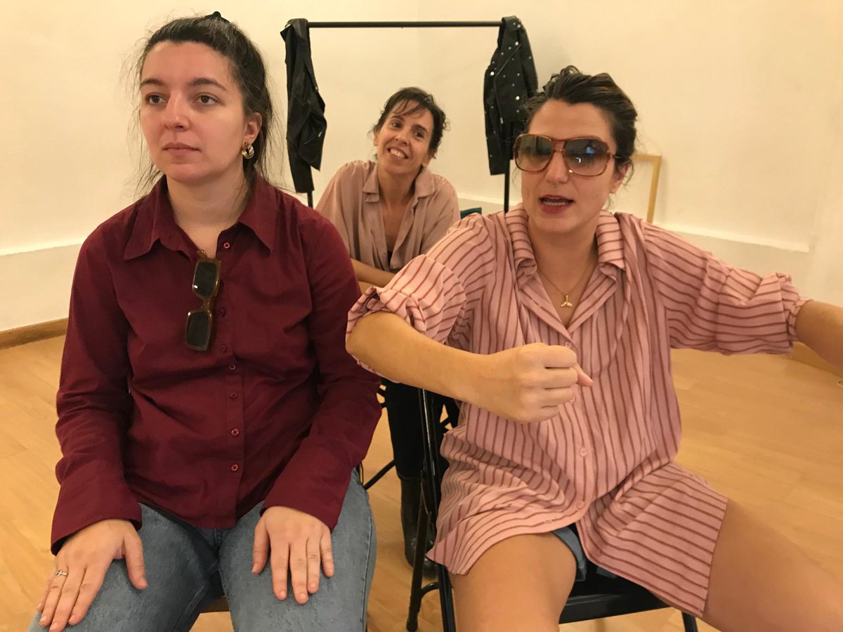 Recuerda que ya están disponibles las entradas para "Los versos libres" 🌈✨
madrid.org/surgemadrid/20…

¡Pásate por nuestro Insta para seguir todo el proceso de ensayos!
instagram.com/teatrovueltade…

🎭 Sala Cuarta Pared
📍 Calle de Ercilla, 17, Madrid
🗓️ 11 y 12 de octubre 20:30 H