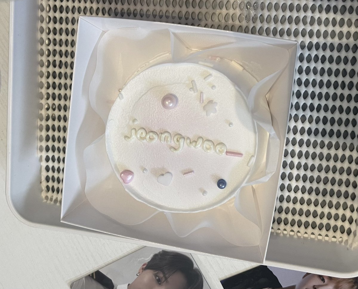 arisapxe's tweet photo. ᴊᴡᴏᴏ ᴅᴀʏ — 🤍🖐🏻

#HaveAwonderwooDay https://t.co/I8QPTeiHtd