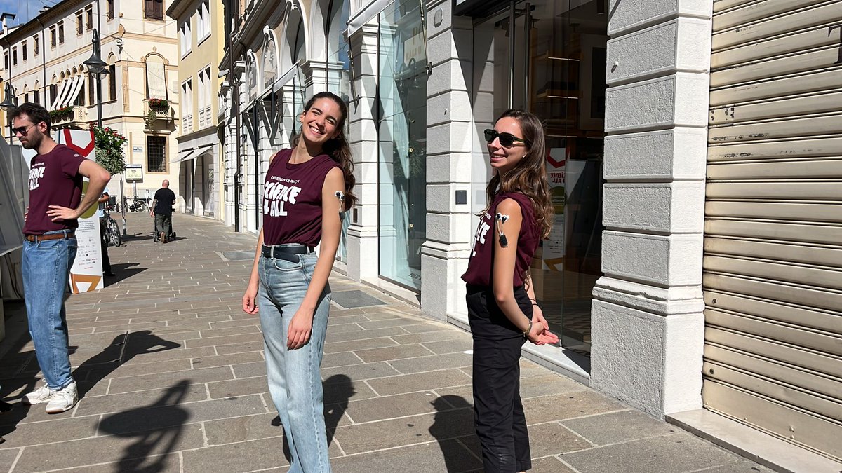 Biomov Lab (@biomovl) on Twitter photo Exciting day at #Science4all! 🎉 Biomovlab joined the <a href="/UniPadova/">Università di Padova</a> to share the wonders of our research with the community! 🌍🔬 Thrilled to inspire curiosity and innovation! 💡
✨#Biomovlab #ResearchForAll Exciting day at #Science4all! 🎉 Biomovlab joined the <a href="/UniPadova/">Università di Padova</a> to share the wonders of our research with the community! 🌍🔬 Thrilled to inspire curiosity and innovation! 💡
✨#Biomovlab #ResearchForAll