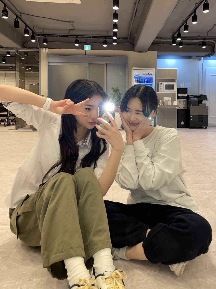 ♡ㅔ누 tweet media