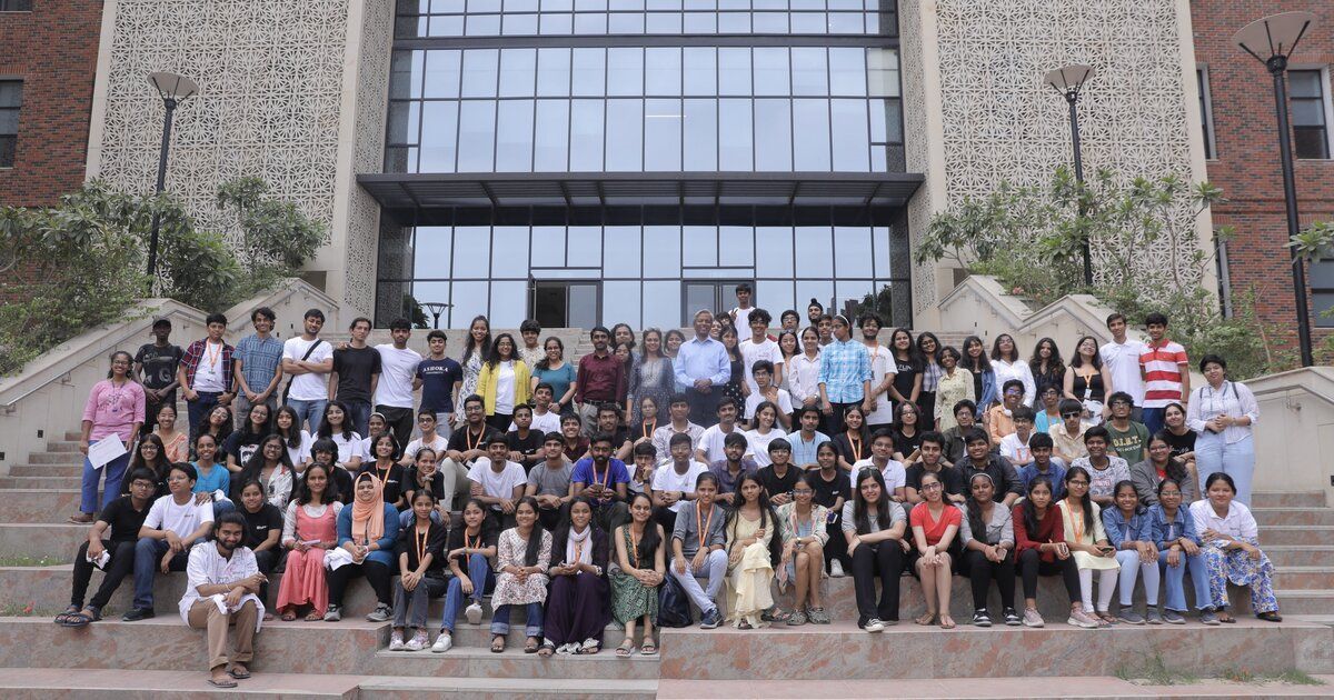 'In conversation with <a href="/kvijayraghavan/">K. VijayRaghavan</a>: The making of the Lodha Genius Programme' 

<a href="/LodhaGenius/">Lodha Genius Programme</a> at <a href="/AshokaUniv/">Ashoka University</a> started in May 2023 with the vision of nurturing bright students during their high school years. 👩‍🏫 🇮🇳 

Read the entire article👇 
buff.ly/4gClEWw