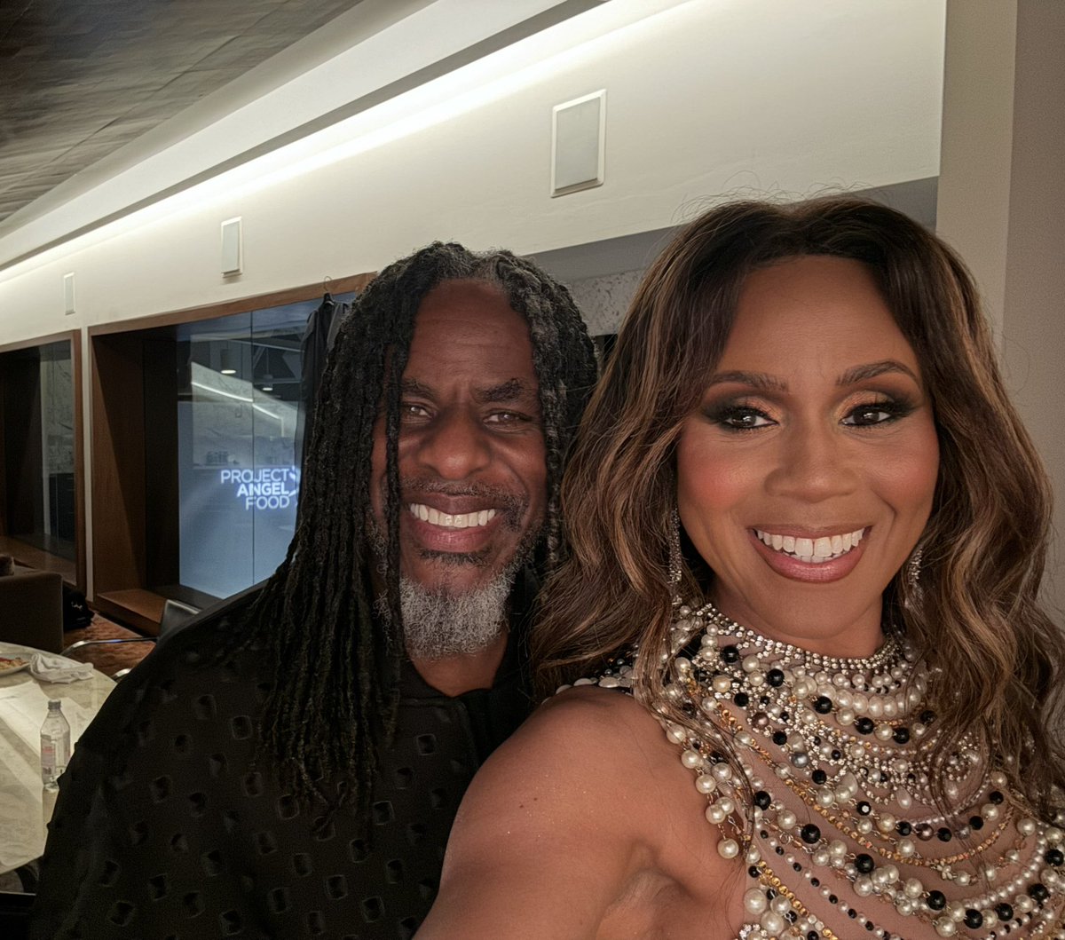 Deborah Cox tweet media