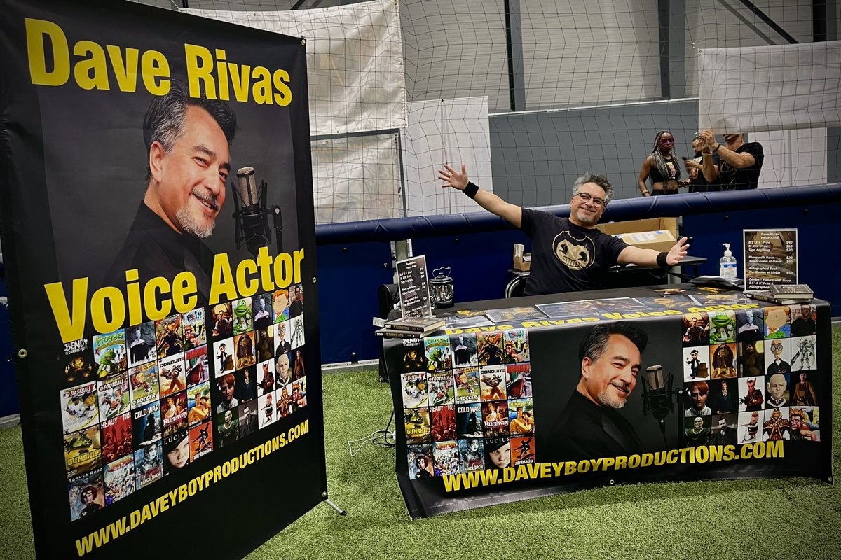 DavesVoice911's tweet photo. Thank you #imperialvalleyentertainmentconvention! Had a blast! See you at the next one! #fancon #ivec #joeydrew #bendyvofamily #voiceofjoeydrew #voiceofcaptainvakelshon #oggiebanks #voiceofmilesmorales @ivec_official https://t.co/eDoAwZQoX6