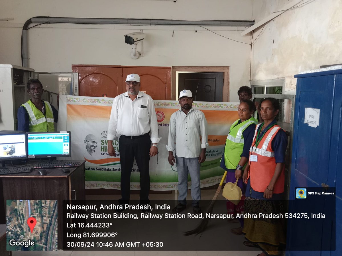 drmvijayawada's tweet image. #SHS2024 Campaign in full swing at #Narsapur Station
Today, mass cleanliness drives were conducted at offices, institutions, railway schools &amp;amp; more!
#SwachhataHiSeva2024
#SwachhBharatMission
#BZASHS24
@swachhbharat
@SCRailwayIndia
@RailMinIndia