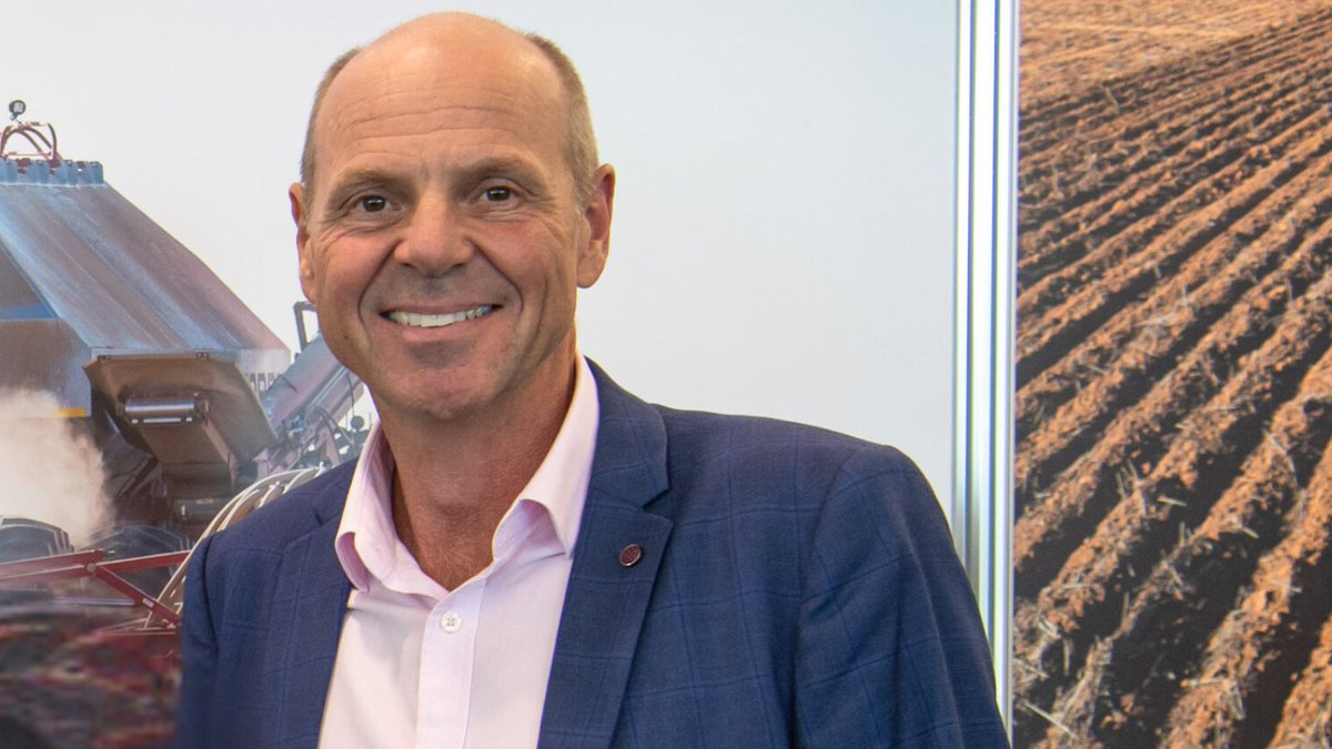 GIWA would like to thank John Woods, outgoing <a href="/theGRDC/">GRDC</a>  Chair for his service to the Australian grain industry over the past 12 years. We at GIWA have greatly enjoyed working with you John and wish you every success in the future.

GIWA also welcomes and congratulates Sharon