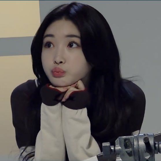 notiksplay's tweet image. Chungha estrena su sencillo ‘Algorithm’ bit.ly/3XuqQTz
#CHUNGHA
#청하 #청하_Algorithm #Algorithm #알고리즘
#MOREVISION #모어비전