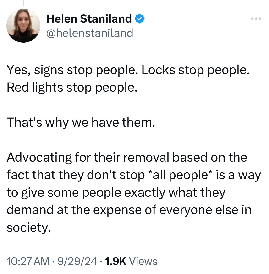 I am never leaving this app!  😂😂😂

A story in  5 parts. 

Part one. Where the brilliant <a href="/helenstaniland/">Helen Staniland</a> explains ever so patiently that yes, bathroom signs (men/women) do stop people from entering each other’s spaces.  

1/