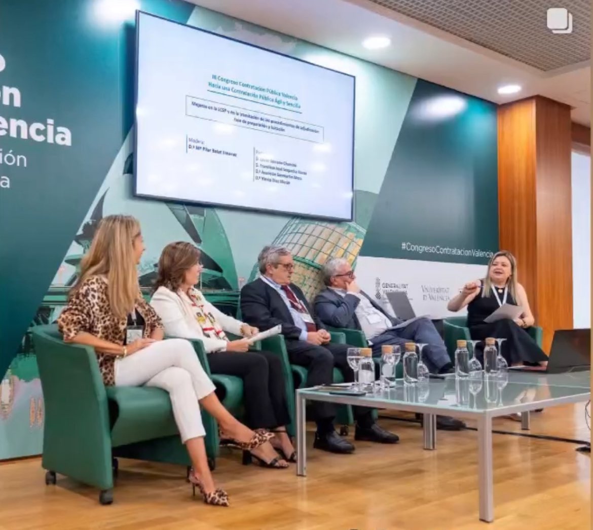 YleniaDiazM's tweet photo. Feliz de haber participado en el III Congreso de #ContrataciónPública de Valencia celebrado en @ADEITUV !!!

✅ Un Congreso muy 🔝
✅ Gran nivel de los ponentes.
✅ Temas muy interesantes.

Y la ilusión de coincidir con tantas magníficas @MujeresSP ‼️ https://t.co/p9uVmec1AJ