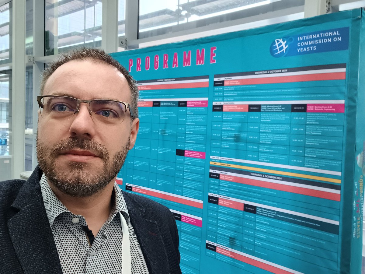 Time for the morning session #Yeasts2024