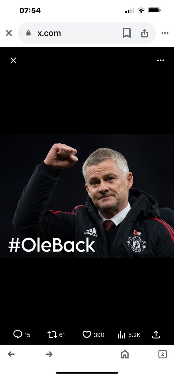 LockieAdrian's tweet photo. Ole wasn’t even this bad for god sake bring him back least we weren’t afraid to attack plus don’t forget we beat the noisy neighbours with him https://t.co/RnaXemC8Qs