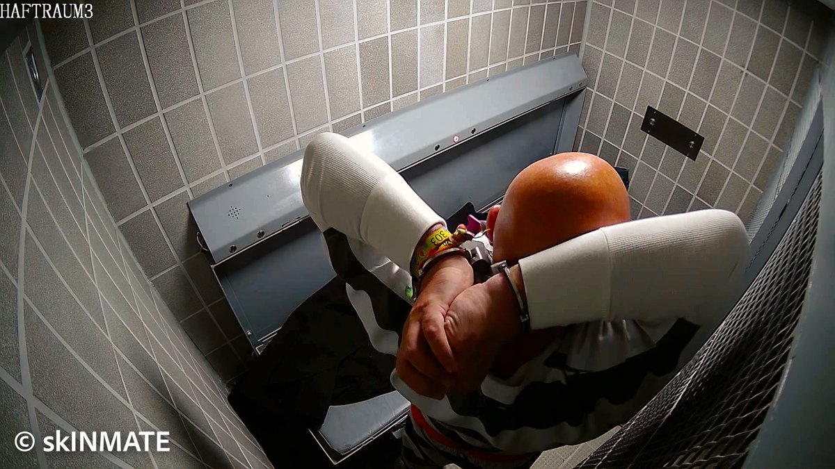 skINMATE's tweet photo. The morning routine of @skINMATE starts in the prison cell. #handcuffs #legirons #prison #jail #prisonroleplay https://t.co/1snqvqPxC7