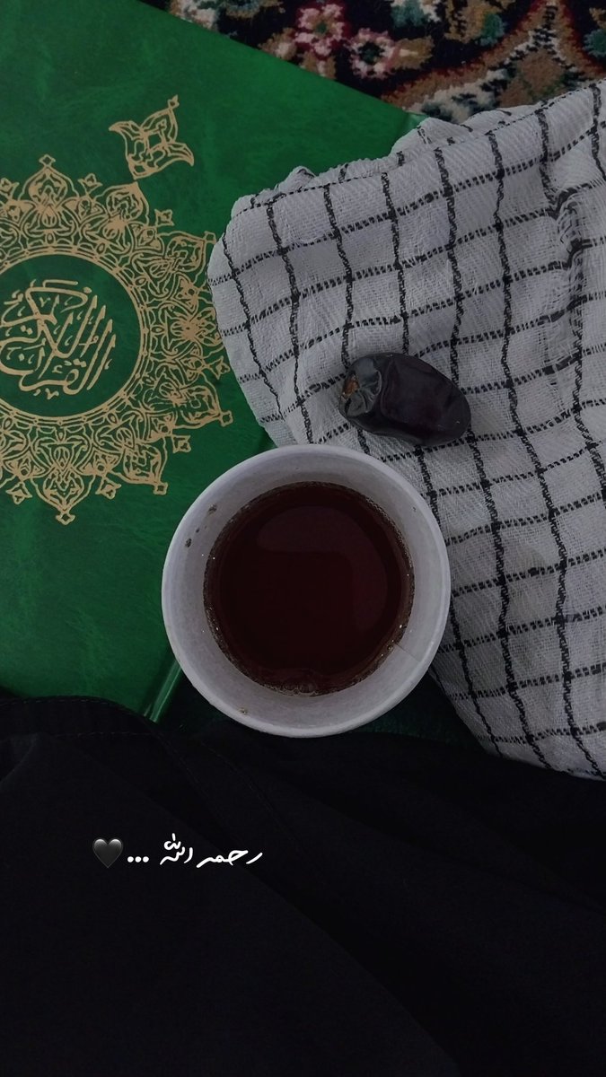 Mazid1386's tweet photo. رحمة الله ...🖤
#السيد_حسن_نصرالله 
#شهیدالقدس https://t.co/aZk9Ezijh8