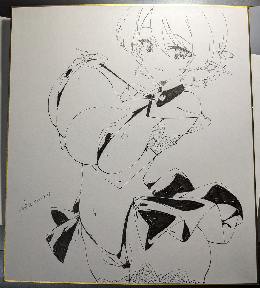 ぱんあお疲れ様でした~!🙇徹夜で色紙描いてたので、帰ったらいつの間にか寝てました😅新刊お手にとって下さった方、差し入れ頂いた方どうもありがとうございました~!!🙏✨冬コミ受かったらまた宜しくお願いしますッ!!🙇
…今冷静になって見るとメッチャデカいケド、エルフスタイルという事で🍈🍈😅