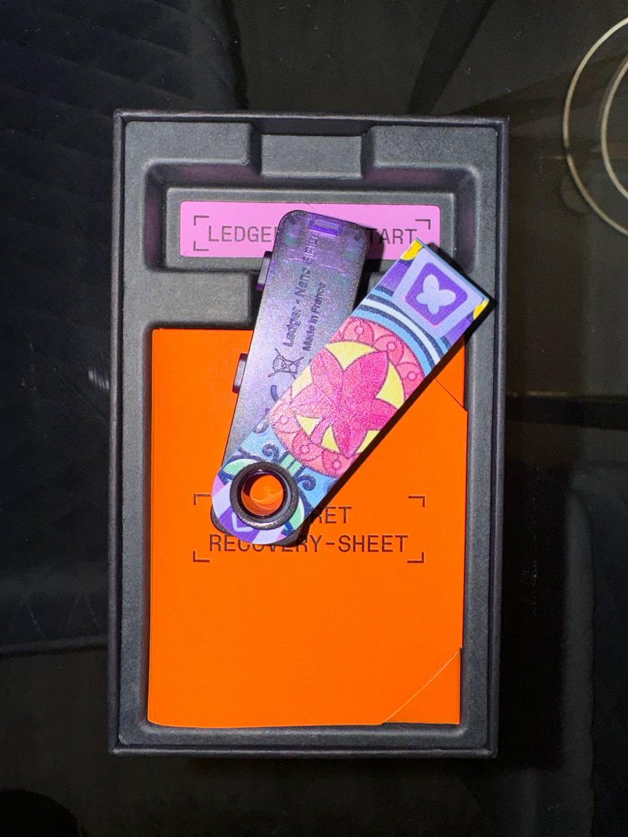 In partnership with <a href="/MaplestoryU/">MapleStory Universe</a>, I am giving away this limited edition cutie patootie Ledger!

To Enter:

🏃‍♂️ Follow <a href="/MaplestoryU/">MapleStory Universe</a> <a href="/FlyeKitesJay/">Sanjay</a>
👨‍💻 Like, Repost and Bookmark
😍 Comment down below your favourite thing about Maple Story!

Picking winner in 72 hours!

GOOD LUCK🥰