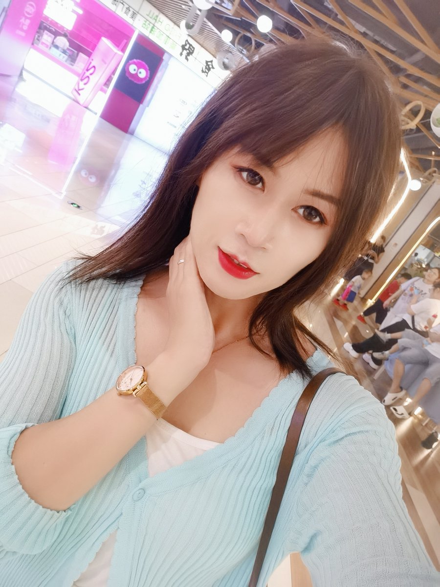 MichelleM_Z's tweet photo. Happy holiday, happy shopping mall!😆 https://t.co/SOVKVTKUM8